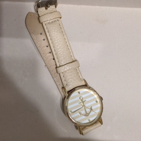 Anchor face watch - Picture 2 of 3